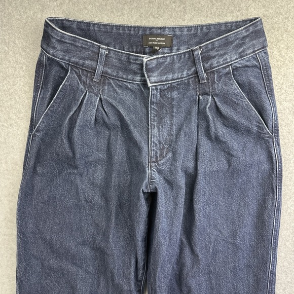 Banana Republic Women's High Rise Wide Leg Jeans Petite Size 28/6 - Picture 3 of 9